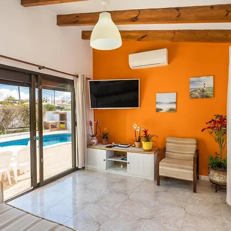 Shambala Cala En Porter (Menorca)